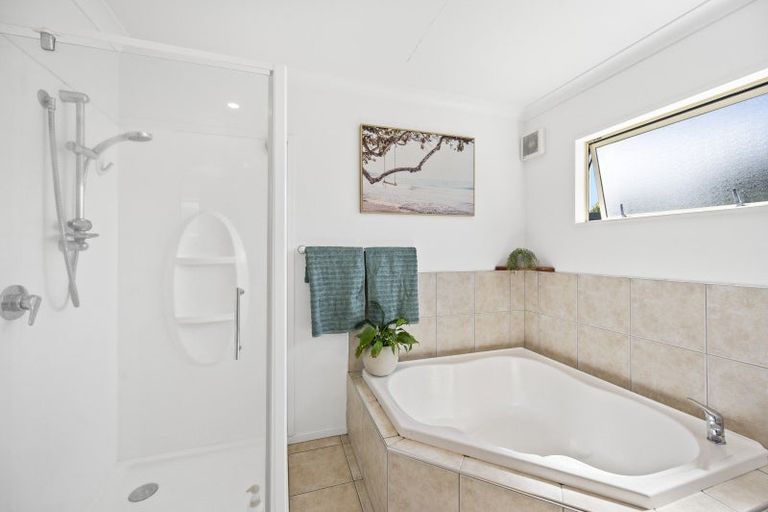 Photo of property in 9b Avenue Road, Greenmeadows, Napier, 4112