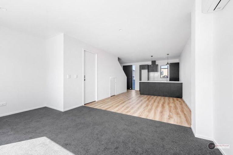 Photo of property in 53 Pipi Place, Levin, 5510