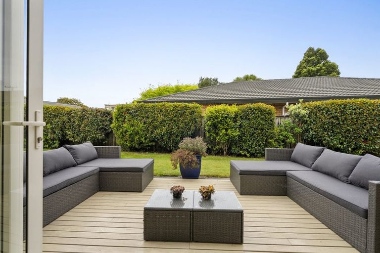 Photo of property in 430 Mangorei Road, Highlands Park, New Plymouth, 4312