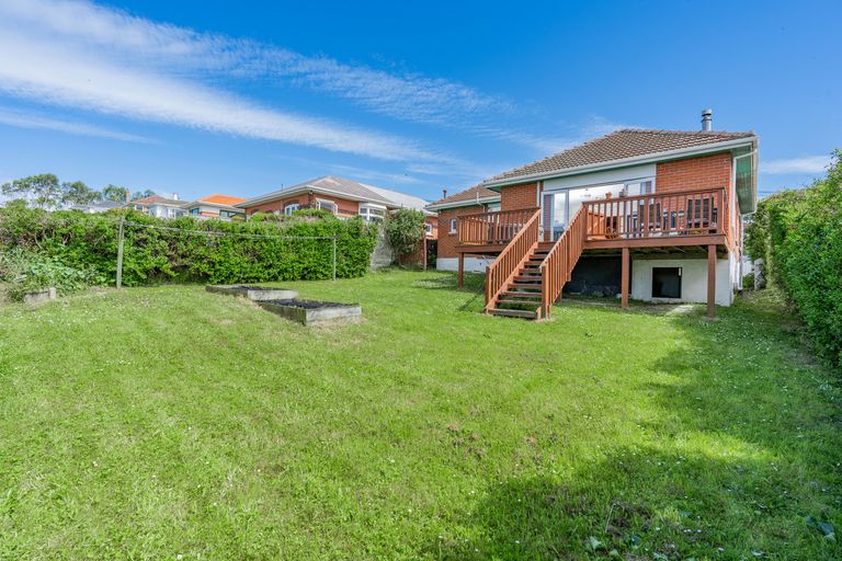 Photo of property in 79 Middleton Road, Kew, Dunedin, 9012