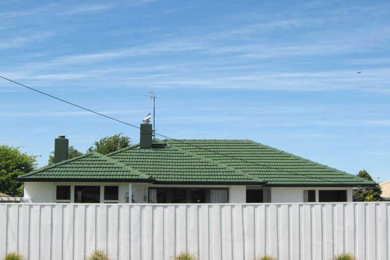 Photo of property in 17 Mahoe Street, Templeton, Christchurch, 8042