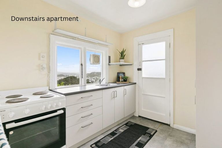 Photo of property in 90 Farnham Street, Mornington, Wellington, 6021