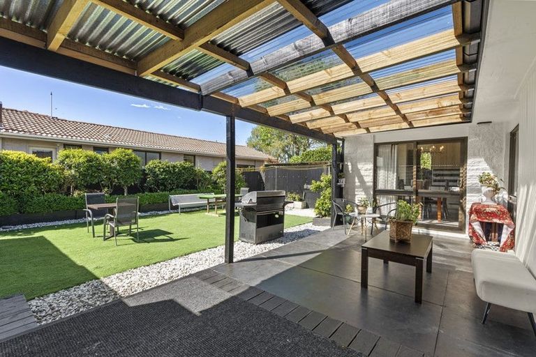 Photo of property in 20 O'halloran Drive, Halswell, Christchurch, 8025