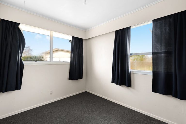 Photo of property in 18 Oakfield Crescent, Pukete, Hamilton, 3200