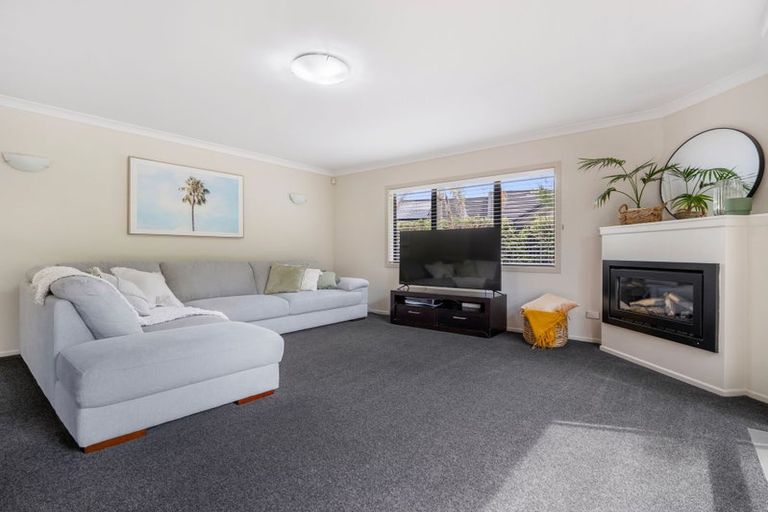 Photo of property in 22 Winslow Court, Huntington, Hamilton, 3210