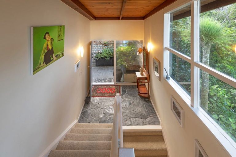 Photo of property in 14 Tensing Place, Khandallah, Wellington, 6035