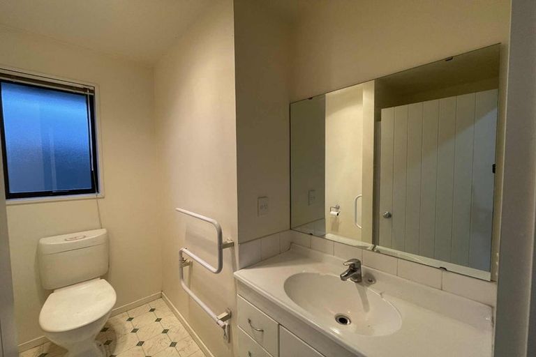 Photo of property in 4/310 Halswell Road, Halswell, Christchurch, 8025