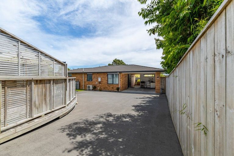 Photo of property in 184 Tukapa Street, Westown, New Plymouth, 4310