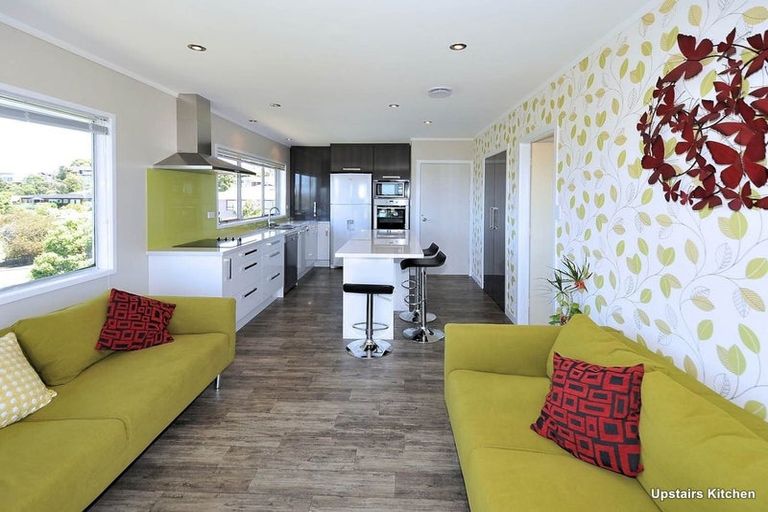 Photo of property in 86 Glamorgan Drive, Torbay, Auckland, 0630