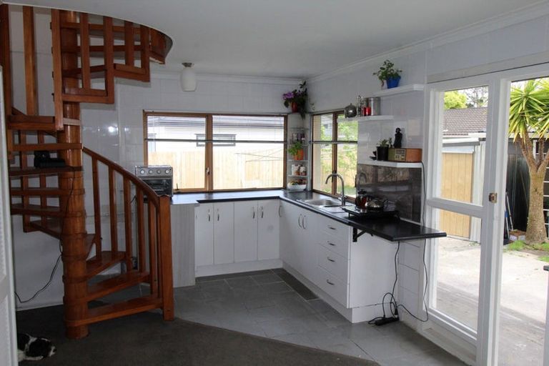 Photo of property in 232 Birkdale Road, Birkdale, Auckland, 0626