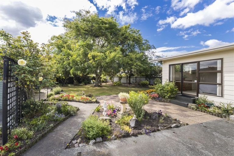 Photo of property in 12 Freyberg Street, Feilding, 4702