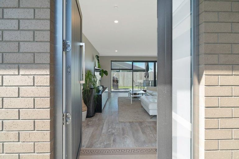 Photo of property in 58 Lucca Crescent, Rolleston, 7615