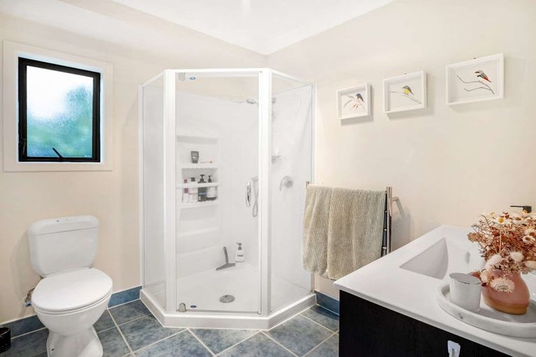 Photo of property in 34 Dahlstrom Grove, Kelvin Grove, Palmerston North, 4414