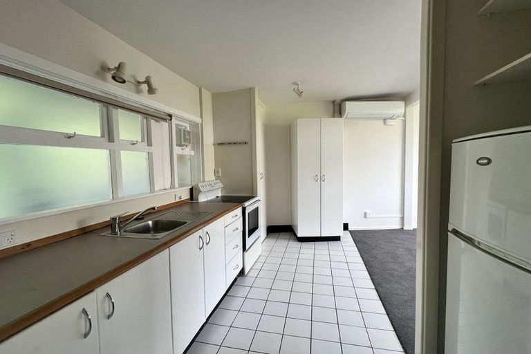 Photo of property in Parkland Flats, 16/51u Adams Terrace, Kelburn, Wellington, 6021