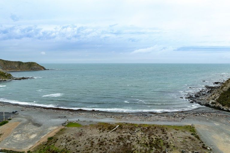 Photo of property in 6 Estuary Street, Makara Beach, Karori, 6972