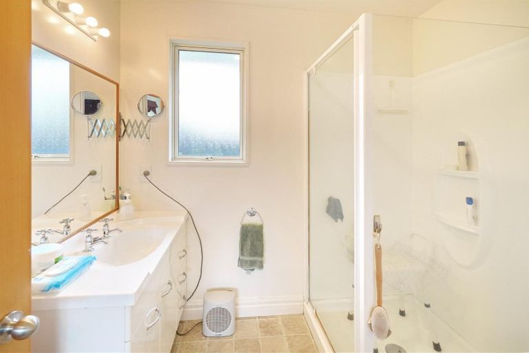 Photo of property in 6a Virtue Place, Bishopdale, Christchurch, 8053