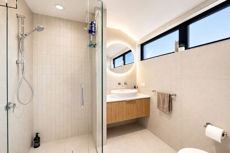 Photo of property in 3/60 Innes Road, St Albans, 8052