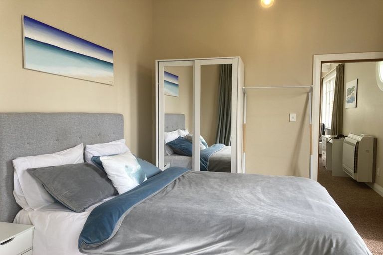 Photo of property in 13 Grass Street, Oriental Bay, Wellington, 6011