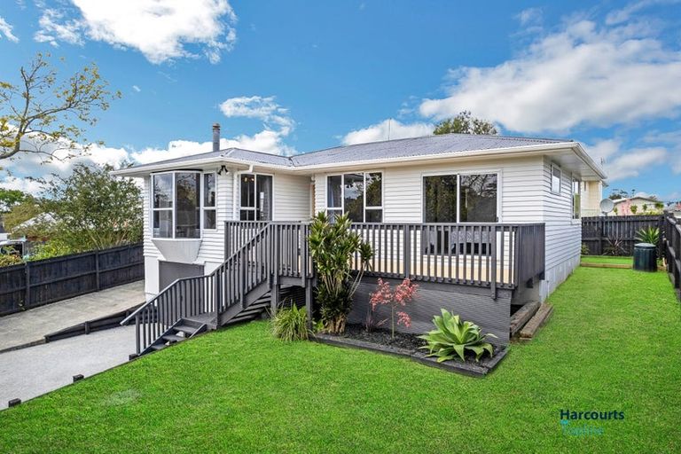 Photo of property in 1/52 Harrington Road, Henderson, Auckland, 0610