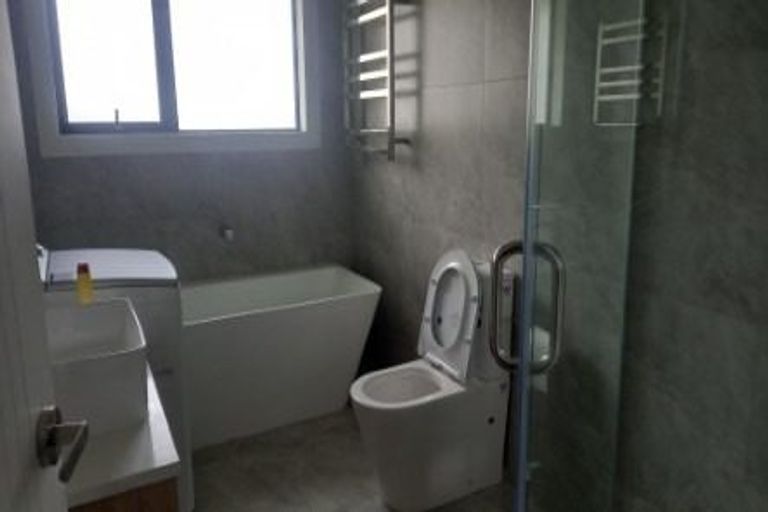 Photo of property in 18 Crickett Lane, Pokeno, 2471