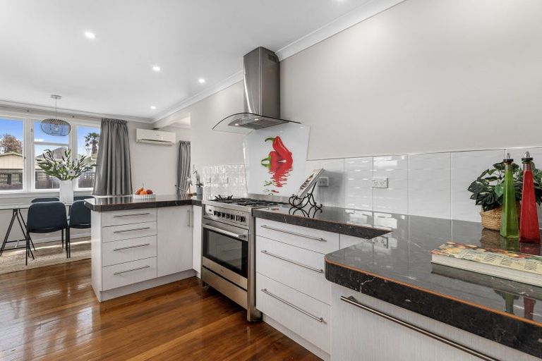 Photo of property in 2/935 Cameron Road, Gate Pa, Tauranga, 3112