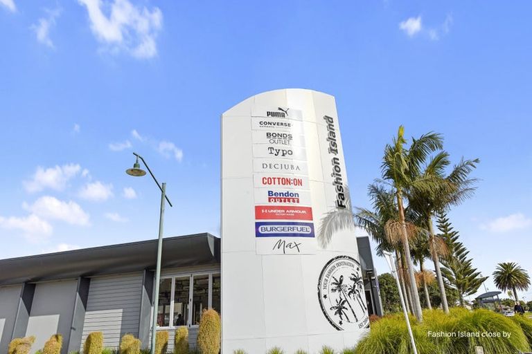 Photo of property in 12 Beachmere Place, Papamoa Beach, Papamoa, 3118