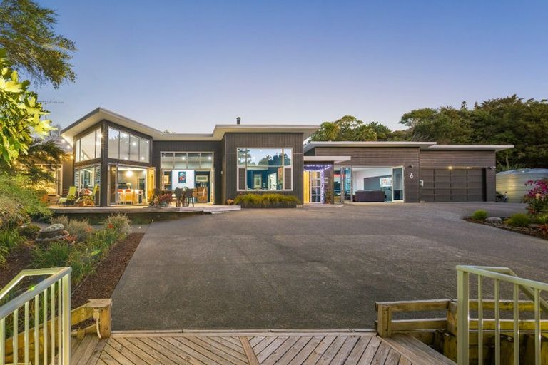 Photo of property in 84a Scott Road, Stanmore Bay, Whangaparaoa, 0932