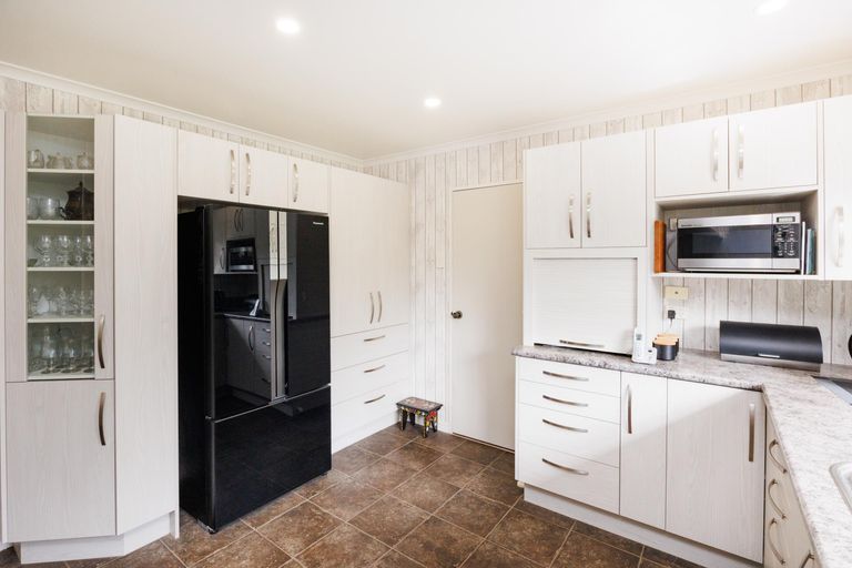 Photo of property in 7 Woodfield Avenue, Roslyn, Palmerston North, 4414