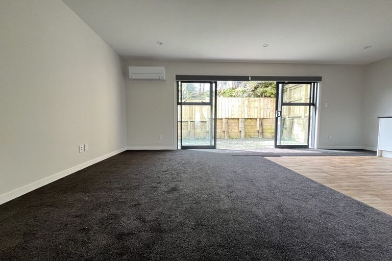 Photo of property in 49 Taylor Terrace, Tawa, Wellington, 5028