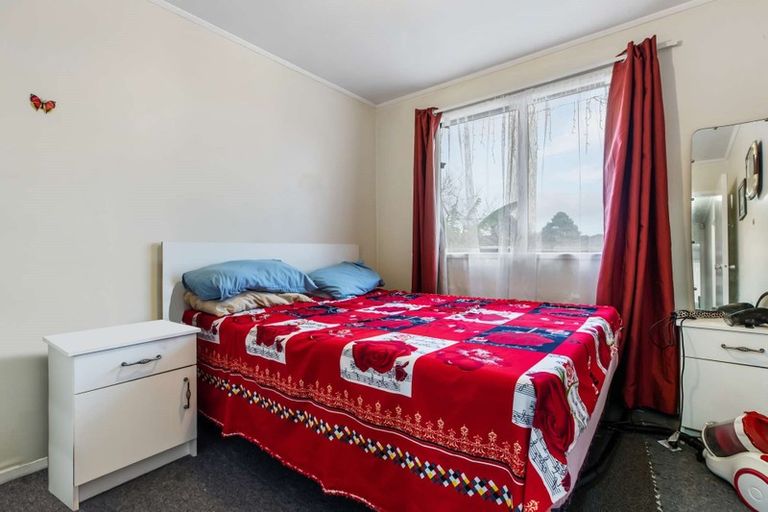 Photo of property in 2/47 Taitimu Drive, Weymouth, Auckland, 2103