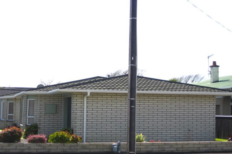 Photo of property in 40c Wallace Place, Westown, New Plymouth, 4310