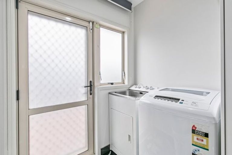 Photo of property in 85 Templeton Place, Clendon Park, Auckland, 2103