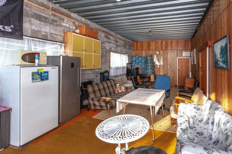 Photo of property in 215 Paku Drive, Tairua, 3508