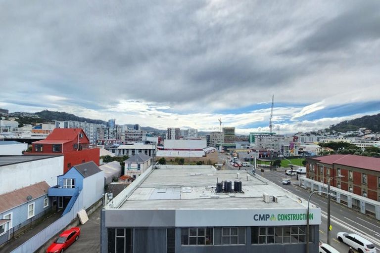 Photo of property in Cube Apartments, 5h/242 Taranaki Street, Mount Cook, Wellington, 6011