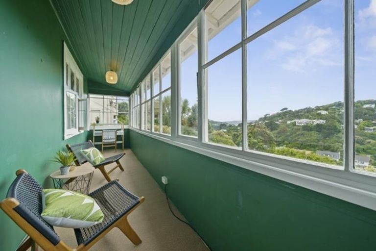Photo of property in 15 Fitzroy Street, Wadestown, Wellington, 6012