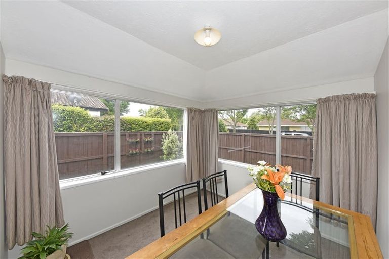 Photo of property in 20 Heaphy Place, Casebrook, Christchurch, 8051