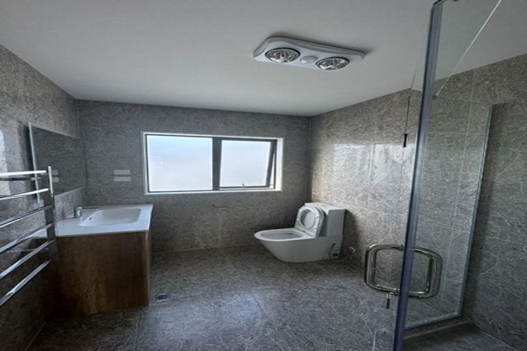 Photo of property in 38a Westgate Drive, Westgate, Auckland, 0614