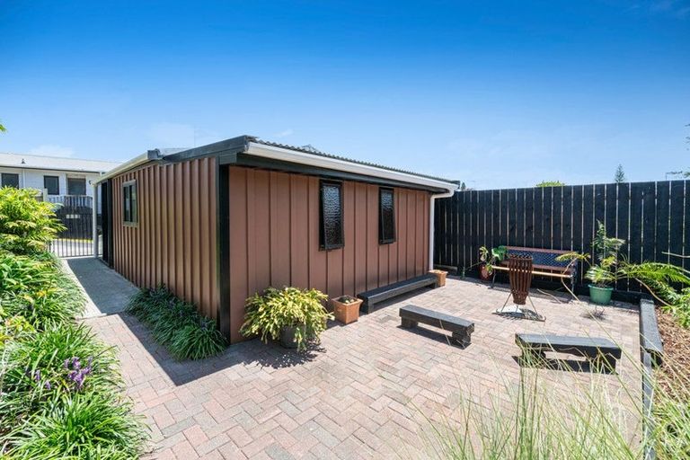 Photo of property in 3 Sundown Avenue, Manly, Whangaparaoa, 0930