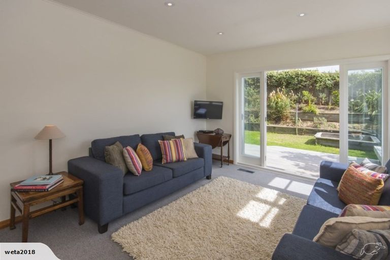 Photo of property in 22 Fraser Avenue, Johnsonville, Wellington, 6037