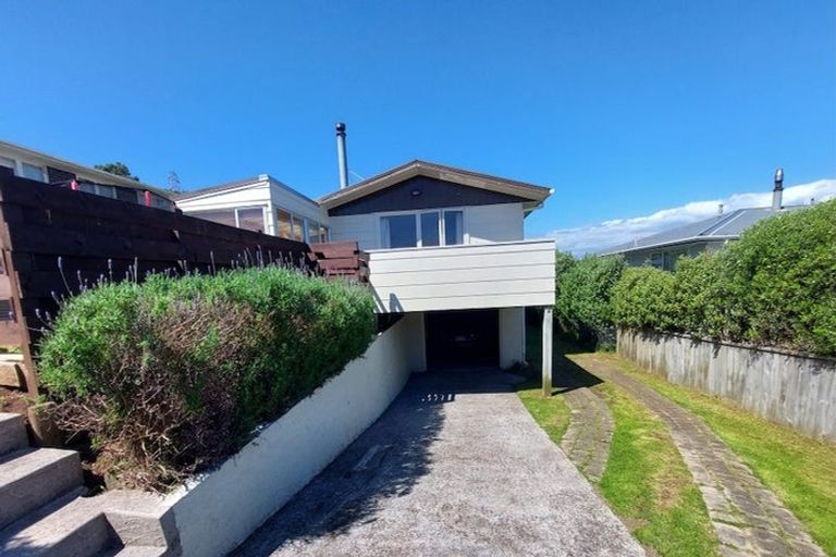 Photo of property in 65 Marama Crescent, Spotswood, New Plymouth, 4310