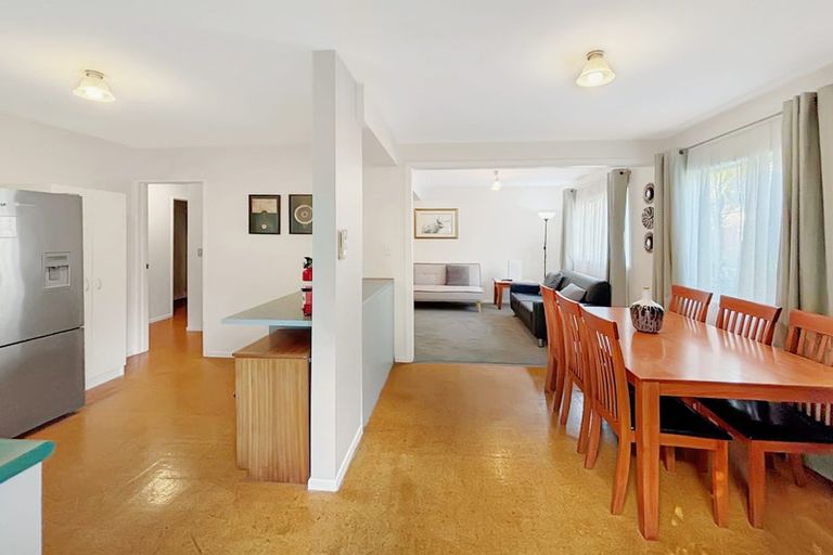 Photo of property in 25 Kimberly Grove, Greenhithe, Auckland, 0632