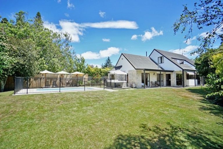 Photo of property in 19 Randell Place, Te Puke, 3119