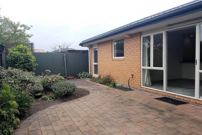 Photo of property in 90d Peverel Street, Riccarton, Christchurch, 8041