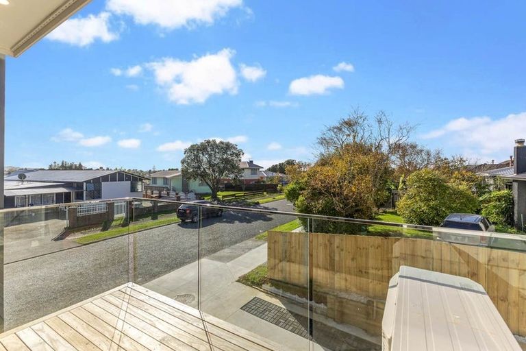 Photo of property in 24e Wayne Drive, Mangere, Auckland, 2022