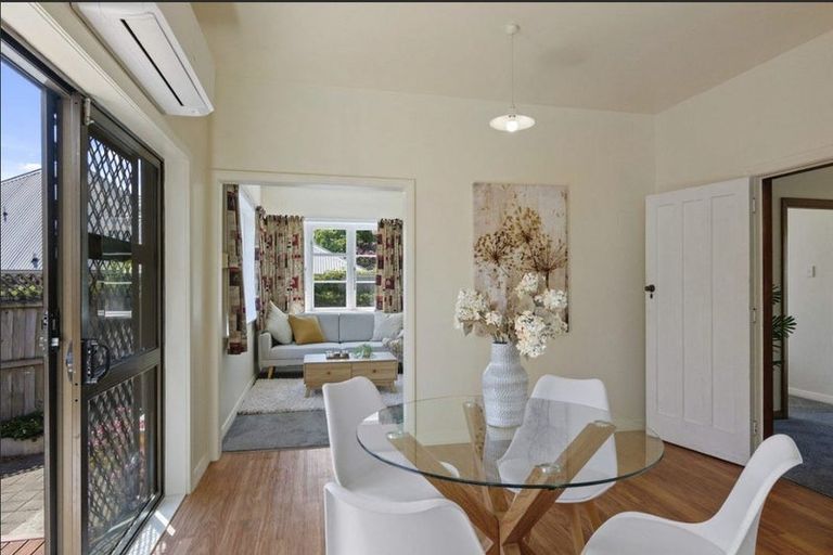 Photo of property in 21 Rudleigh Avenue, Upper Riccarton, Christchurch, 8041
