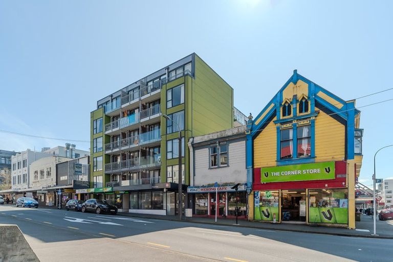 Photo of property in Dual Apartments, 406/142u Vivian Street, Te Aro, Wellington, 6011