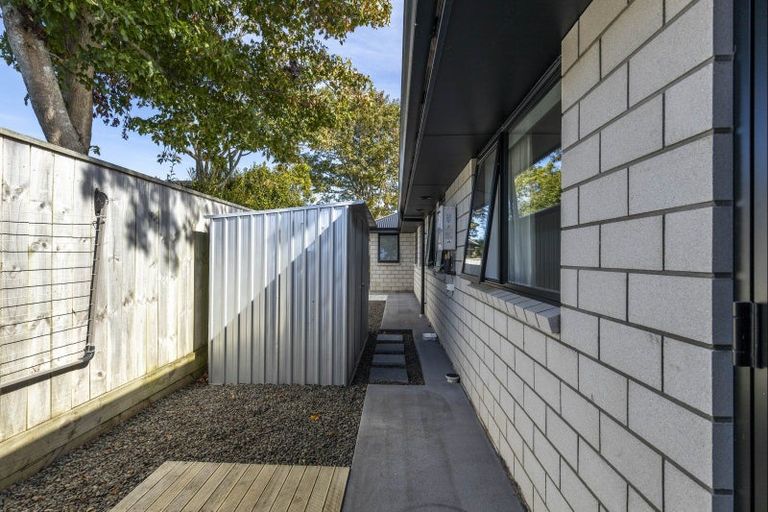 Photo of property in 39 Aratapu Street, Waitara, 4320