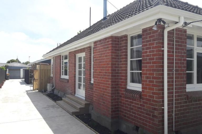Photo of property in 53 Cornwall Street, St Albans, Christchurch, 8014