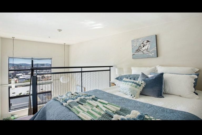 Photo of property in Urbane Apartments, 44/29 Webb Street, Mount Cook, Wellington, 6011