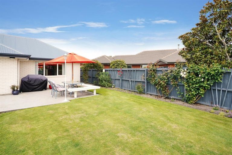 Photo of property in 10 Courtenay Drive, Kaiapoi, 7630